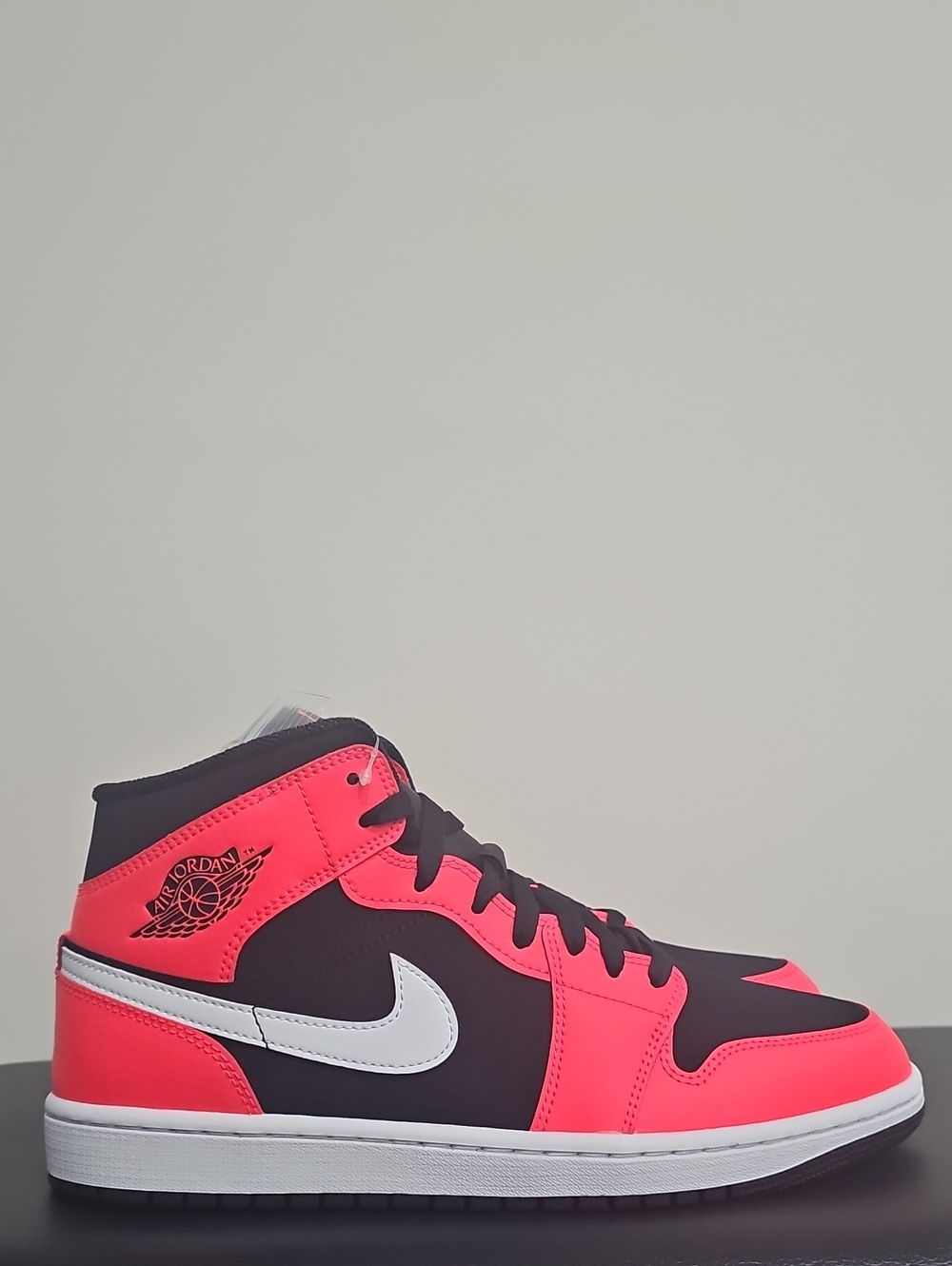 Rare Air Jordan 1 Mid Infrared 23 Size Men's 10.5 Sku 554724 061